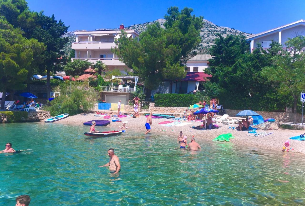 Beach House Starigrad Paklenica Esterno foto